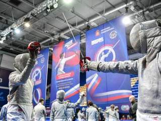 Сталь, скорость и дух победы: в Химках проходит турнир по фехтованию