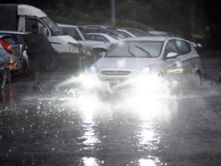 Штормовое предупреждение объявлено в Подмосковье