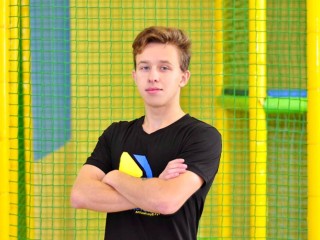 Тушил пожар, не замечая ожогов: как живет герой, спасший поселок в Подмосковье 10 лет назад