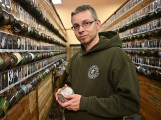 Война оставила безымянных героев — поисковики находят павших: как вернуть имя прадеду и какие проекты помогают это сделать бесплатно