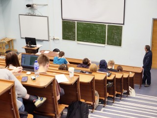 Будущее российской науки: определены сроки юбилейного форума «Шаг в будущее»