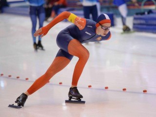 Лед и пламя: в Подмосковье стартовал турнир по конькобежному спорту