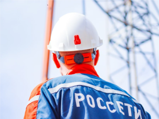 Энергетики проводят ремонт для улучшения качества элекстроснбжения деревень Мытищ