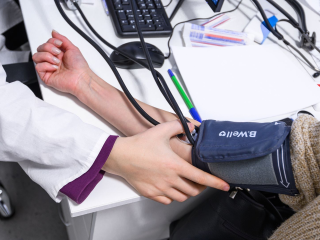 Временное спокойствие: магнитная бури накроет Землю в последние дни ноября 2025 года