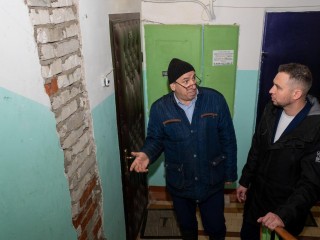 Мусор уберут, теплоизоляцию восстановят: вопросы жителей Запрудни взяли на контроль