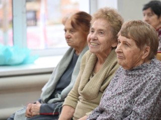 Здоровое тело и дух после 60: серпуховские пенсионеры освоили фитнес для долгой и активной жизни