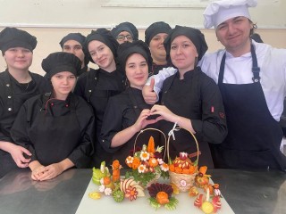 Искусство на кончике ножа: волоколамские студенты освоили карвинг