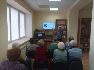 «Подними руки, улыбнись, скажи фразу»: врач Луховицкой больницы объяснила, как распознать инсульт до приезда скорой