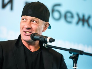 «Это действительно любовь»: с кем отдыхает в Дубае Роман Костомаров