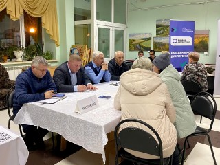 Жители Заречья на встрече с администрацией рассказали о проблемах