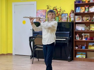 Флейтисты из Жуковской ДШИ №1 покорили местных жителей своей игрой