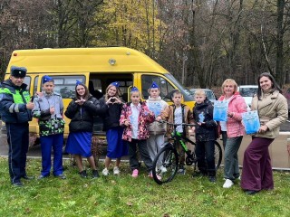 Каширские школьники получили новые велосипеды за выступление в конкурсе ЮИД