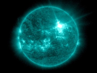 Взрыв исключительной силы вызвала вспышка уровня X5.16 на Солнце