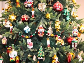 Какие новогодние игрушки помогут привлечь финансовое благополучие и любовь