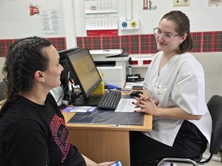 Теплая вода вместо кипятка: неожиданный секрет сохранения витаминов для беременных