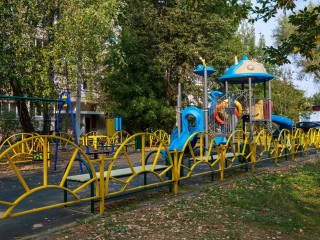 Ремонт по QR-коду: новую систему обслуживания детских площадок внедряют в Лотошине