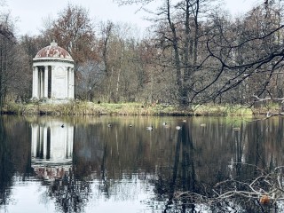 Почти пять тысяч луковичных зацветет вокруг ротонды на «Тюльпановом острове» весной-2026