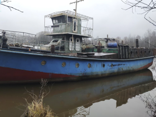В Долгопрудном проверяют законность стоянки брошенных судов в Нефтяной гавани