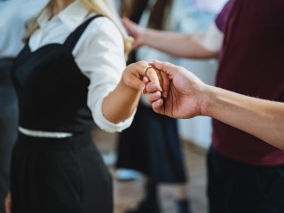 Когда глаза не видят — тело слышит: история танцевального эксперимента в Ступине