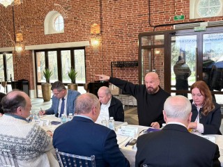 Экономисты Гребневского клуба ищут стратегию прорыва для России