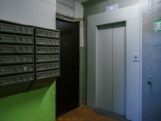 Лифт тронулся: куда жителям Подмосковья обращаться при неисправностях подъемников и как быстро их отремонтируют
