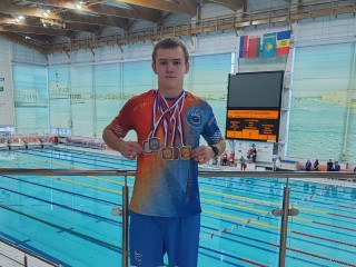 Щелковские пловцы привезли девять медалей с масштабных соревнований