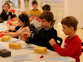 Танцы, живопись, актерское мастерство: в Тимоново работает вторая смена творческого лагеря для школьников