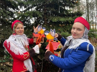 Необычный праздник в парке: егорьевцев научат помогать пернатым и делать «птичек-синичек»