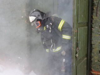 Из дымокамеры в музей: курсанты «Каскада» с пользой провели время на базе «Центроспаса»