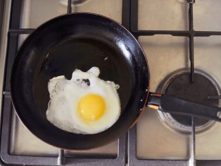 «Муж на час» рекомендует: как очистить нагар со сковородки просто и быстро