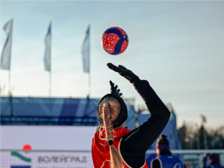 Волейбол в Колюбакине: турнир «Учителя VS Ученики» как пример спортивного духа