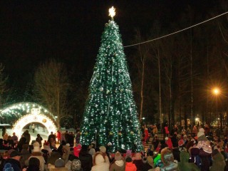 «Зима в Подмосковье» начинается! Встреча с Дедом Морозом, игры и открытие Новогодней елки — это и многое другое ждет гостей в парке «Победа»