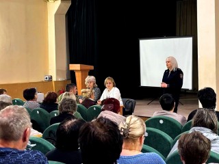 Луховицкие полицейские и соцработники рассказали, как уберечь детей от интернет-угроз