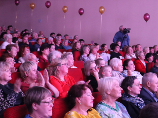 «Старый клен» и «Птица счастья»: в ДК Леонова исполнят песни Пахмутовой