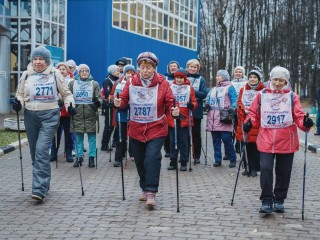 Красногорцев 55+ пригласили на фестиваль скандинавской ходьбы