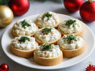 Новогодняя закуска за 15 минут: еврейские бутерброды, которые стали русской традицией