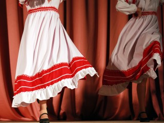 Танцевать с настоящей удалью и огоньком научат дзержинцев 22 ноября