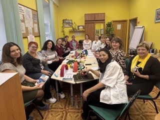 «Остров надежды» для психологов: как специалисты Подмосковья осваивают детский язык терапии