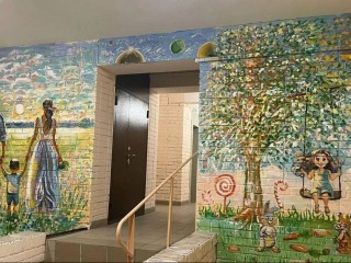 Граффити о семье покорили жюри: истринский подъезд признали одним из самых красивых в Подмосковье