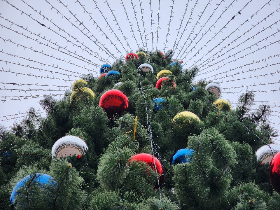 Город в новогоднем наряде: как Подольск готовится к зимним праздникам