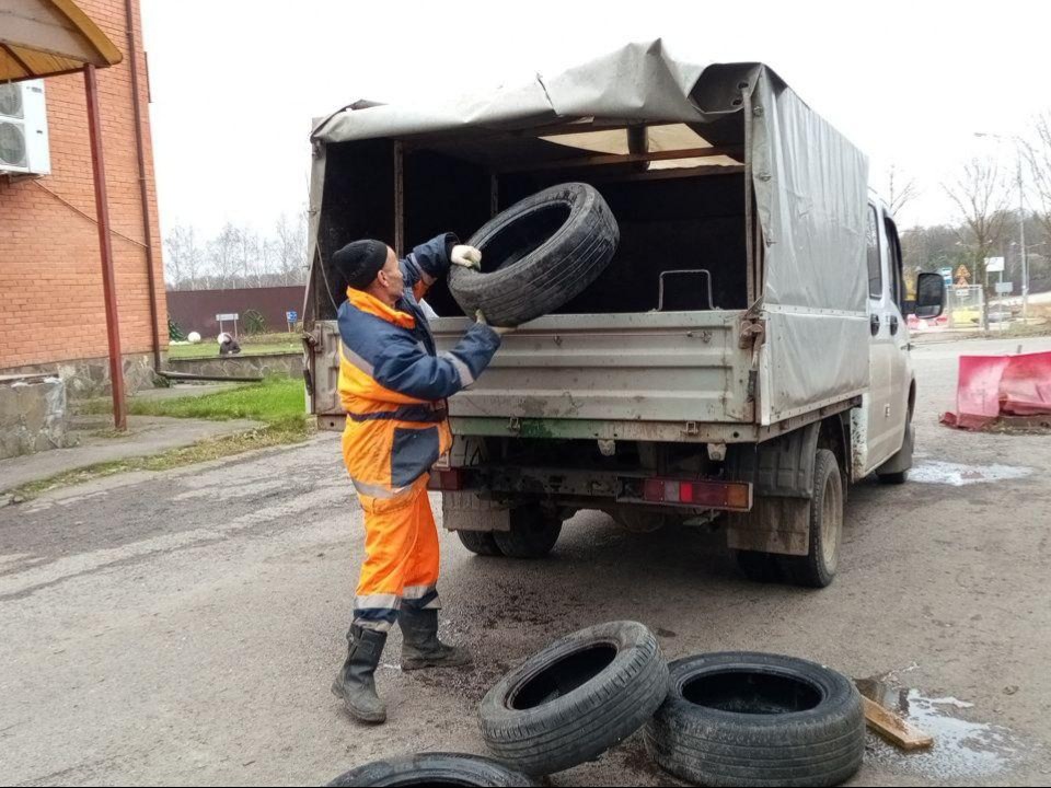 Мест стало больше: полный список точек, куда можно отвезти старые шины в Истре
