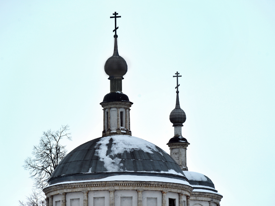 Церковный праздник 16 декабря 2025 года: день молчания и снежных примет