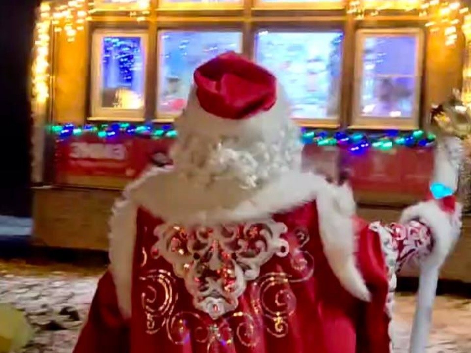 Резиденцию Деда Мороза на «Бронницком лугу» признали лучшей в сезоне