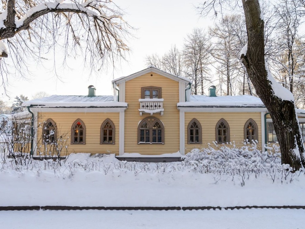 Домик смотрителя в Архангельском стал «Мастерской Деда Мороза»
