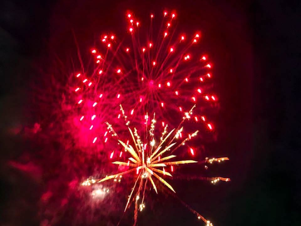 Салюты отменяются? Как весело отметить Новый год и не нарваться на крупный штраф