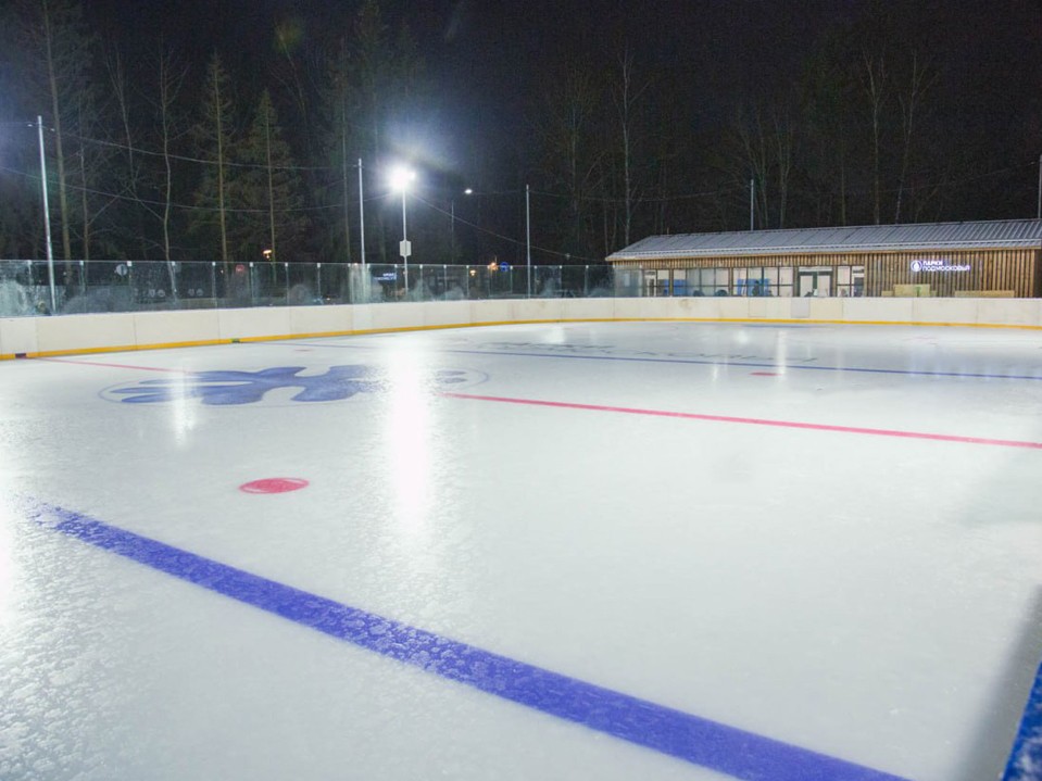 Каток с искусственным покрытием откроют в Звездном городке в субботу
