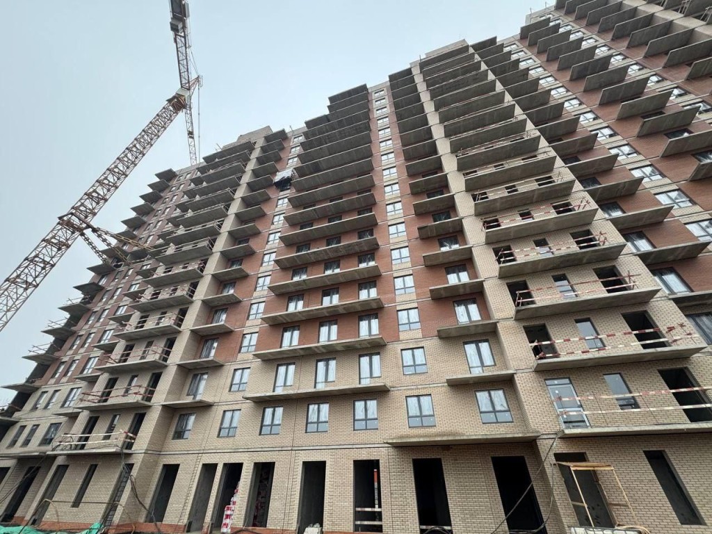 Готовность 60%: в Одинцове достраивают новый ЖК на 1,3 тыс. квартир, где есть все — от паркинга до медклиники