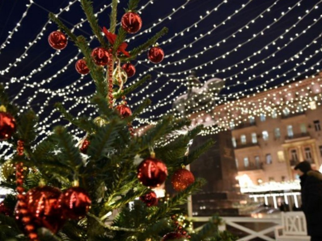 Увидеть рождественское волшебство и поколядовать предлагают в Талдомском ДК и парках округа 6 января