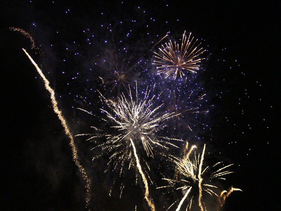 Здесь может быть ярко и громко: власти Мытищ определили безопасные места для запуска фейерверков