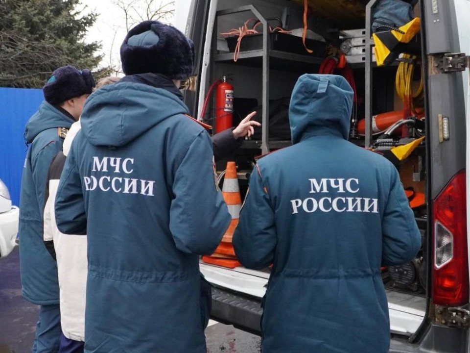 Средства защиты органов дыхания: тонкости работы, о которых рассказали курсантам спасатели